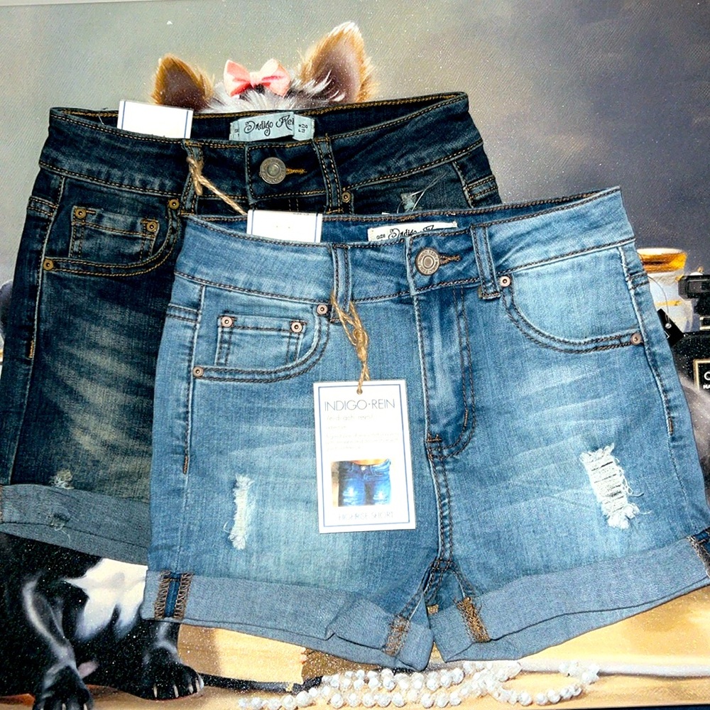 $15 sale for 2 Indigo Rein Shorts HighRise shorts size 5